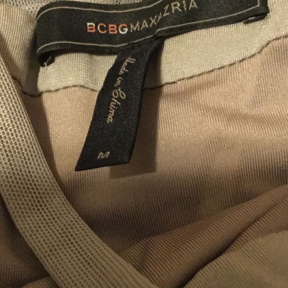 BCBGMaxAzria Ruched One Shoulder dress🌻 - Picture 7 of 7